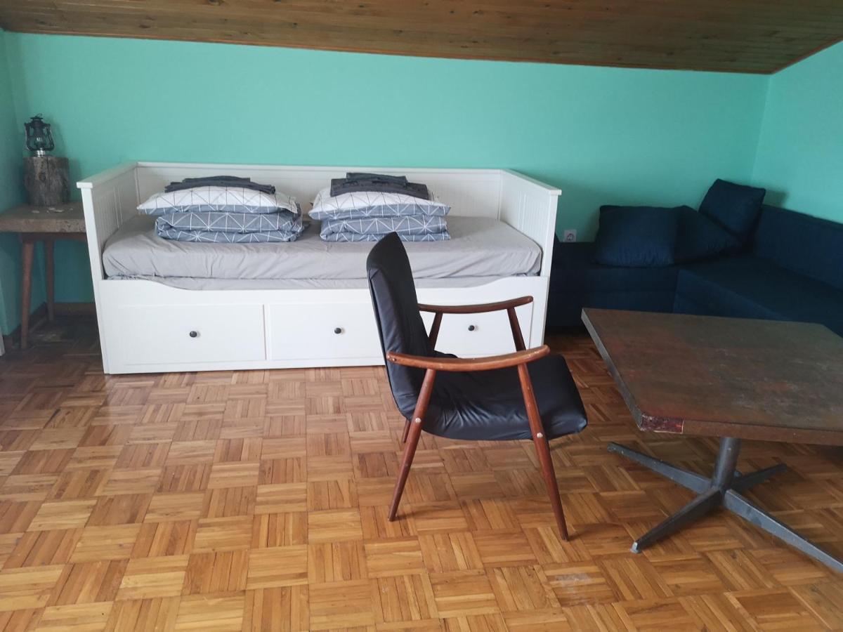 Saleto Apartma Jagodje Exterior foto